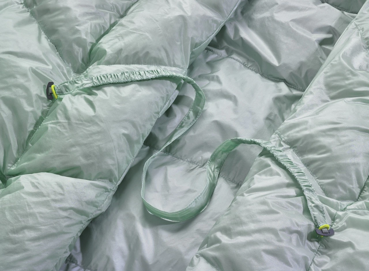 Therm-a-Rest Thermarest Vesper 32F/0C Quilt – Image 7